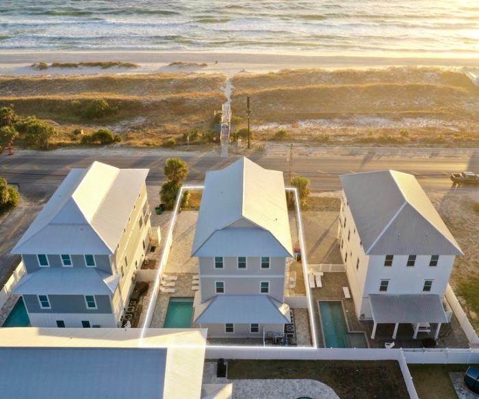 Heavenly Gulf Front Home in Popular Bid-a-Wee Beach